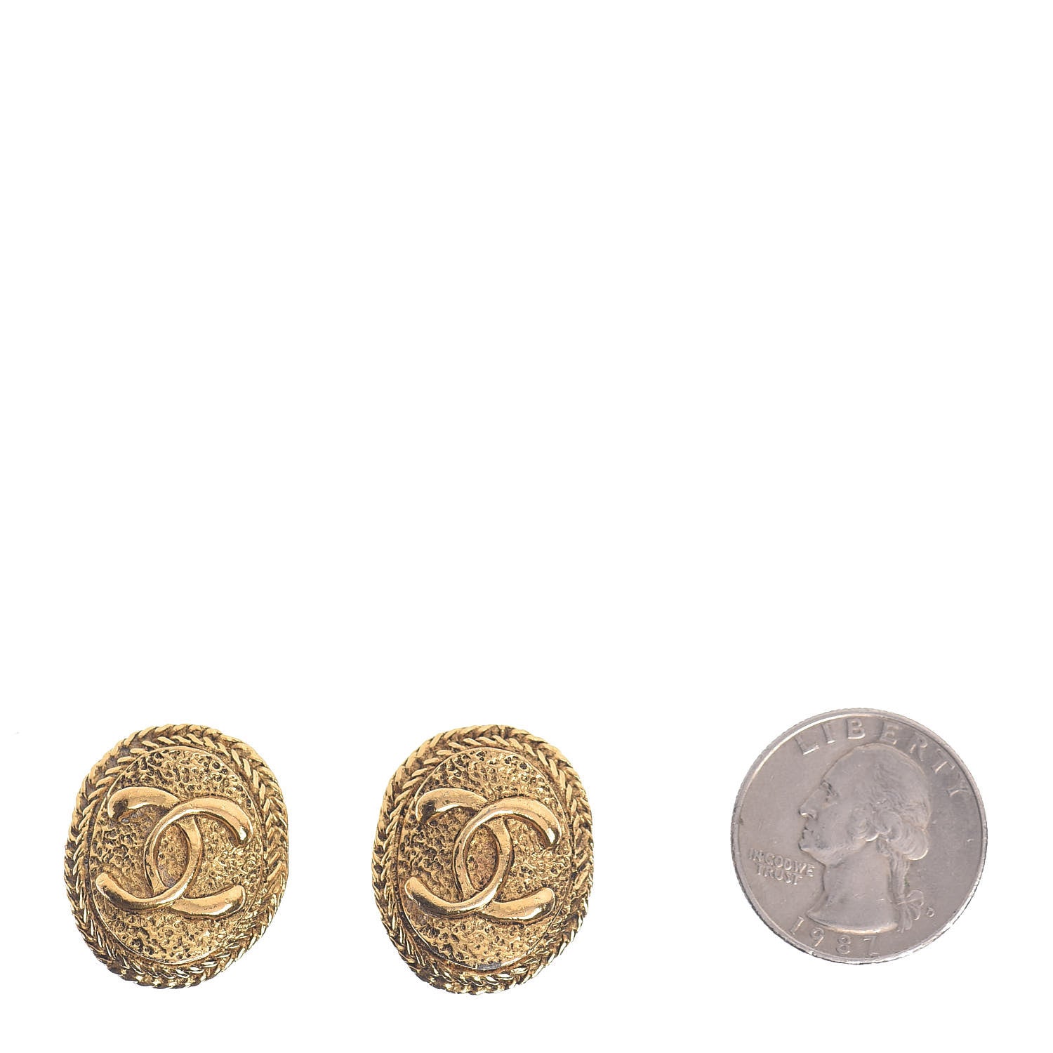 Chanel Oval CC Clip On Earrings Gold 2 of 4