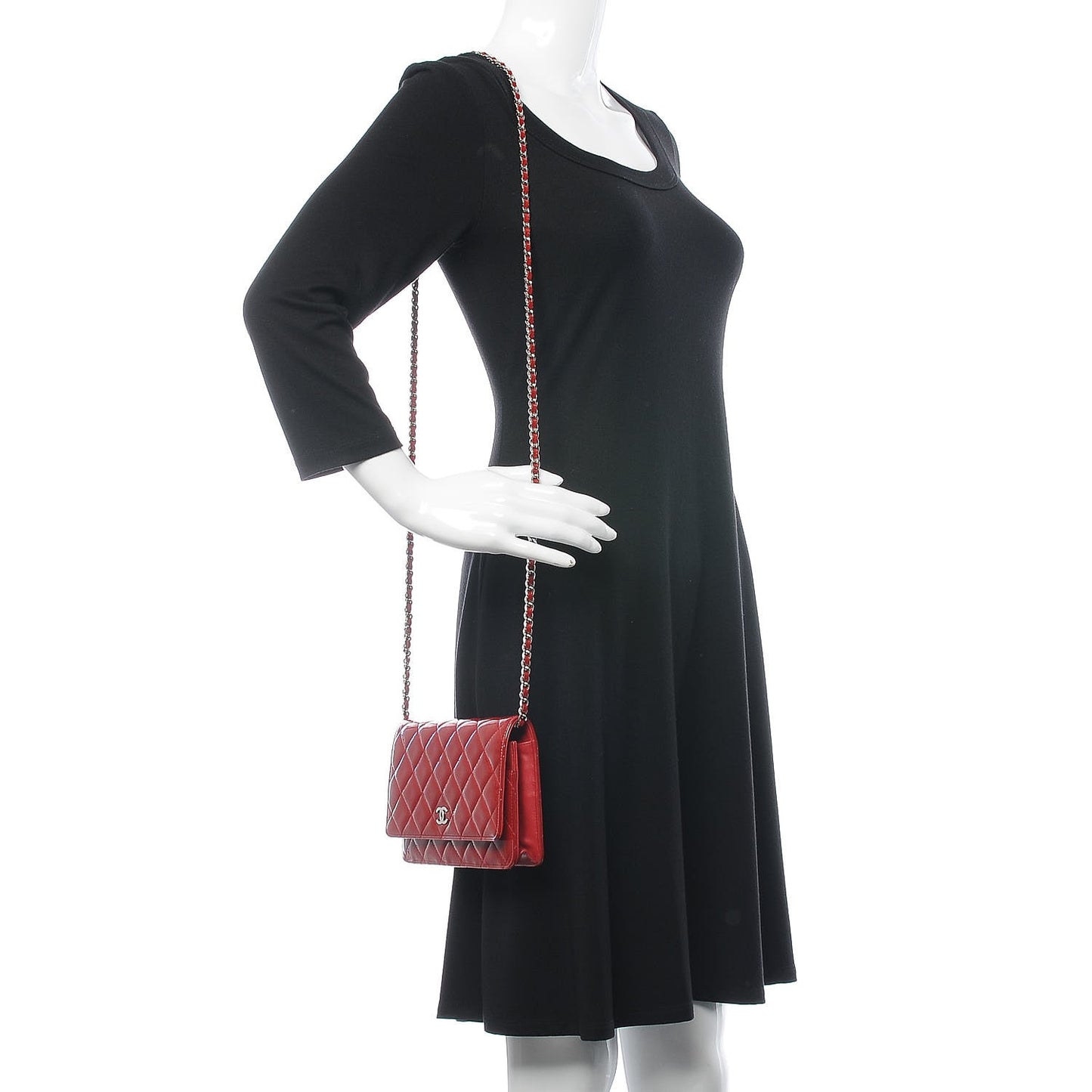 Patent Quilted Wallet On Chain WOC Red