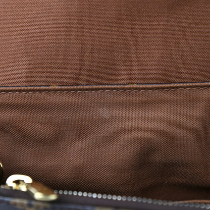 Louis Vuitton Monogram Beaubourg MM Messenger Bag 7 of 11