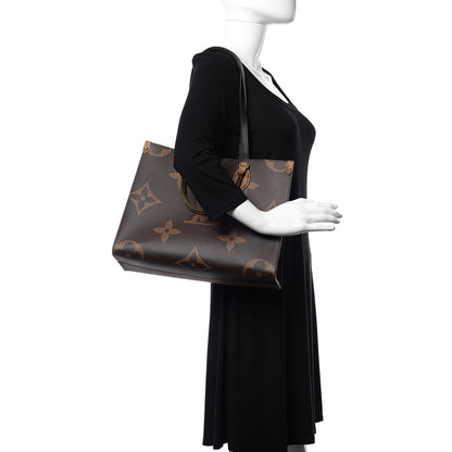 Louis Vuitton Reverse Monogram Giant Onthego MM 3 of 10