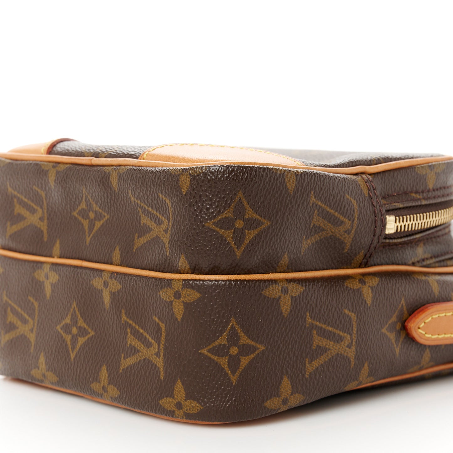 Monogram Amazone