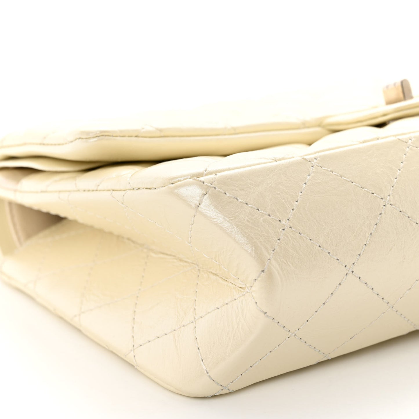 Metallic Aged Calfskin Quilted 2.55 Reissue 226 Flap White