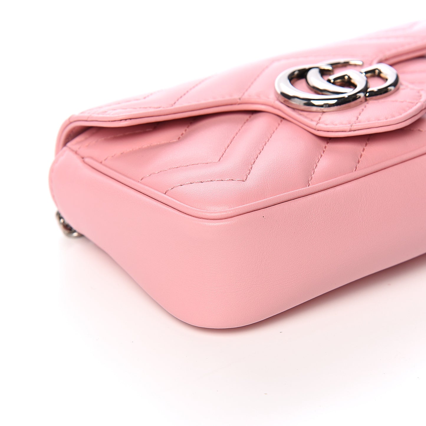Calfskin Matelasse Super Mini GG Marmont Shoulder Bag Wild Rose