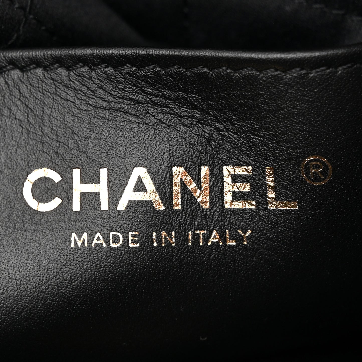 Shiny Crumpled Calfskin Quilted Pearl Mini Chanel 22 Black