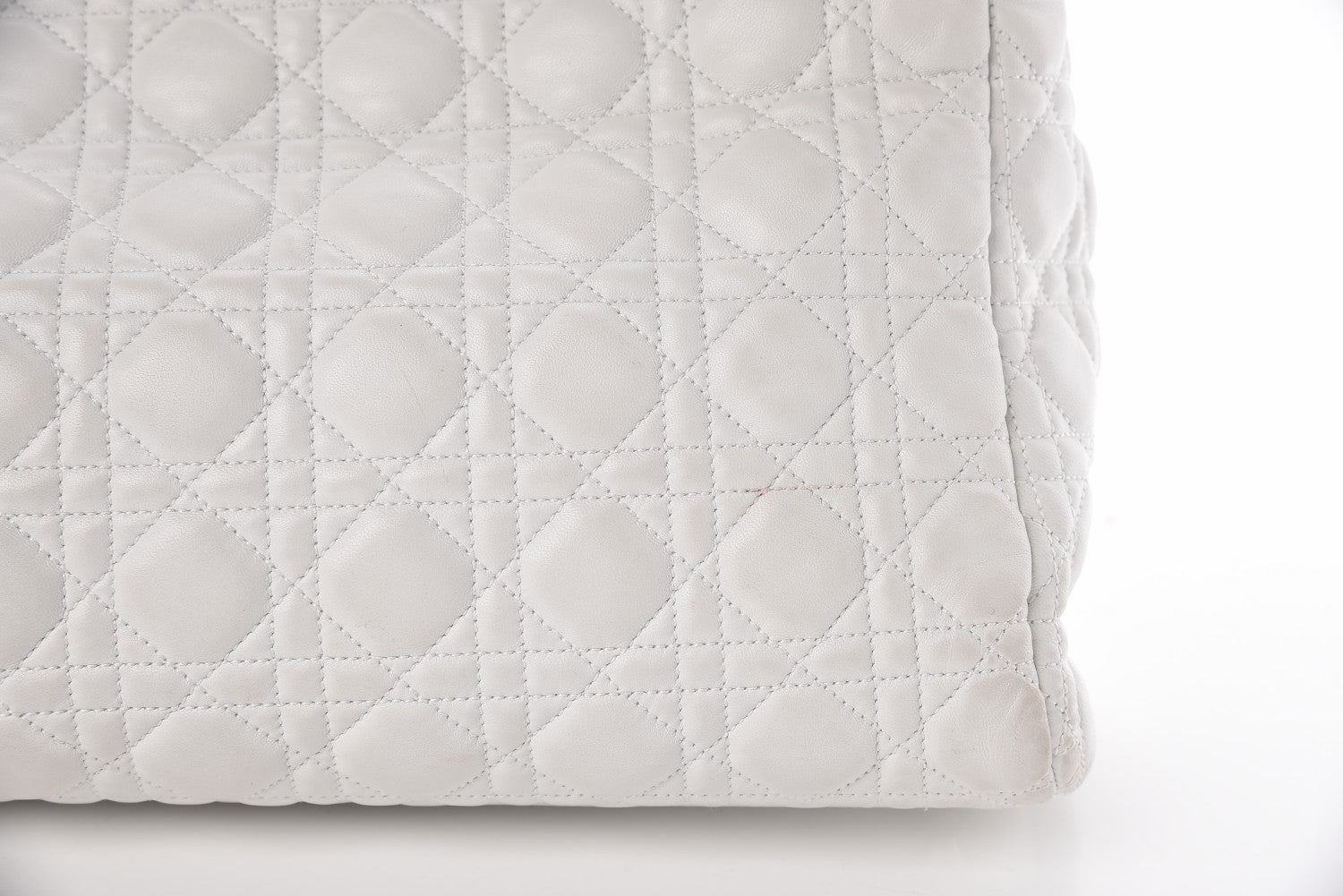 Christian Dior Lambskin Cannage Large Dior Soft Shopping Tote White 15 of 26