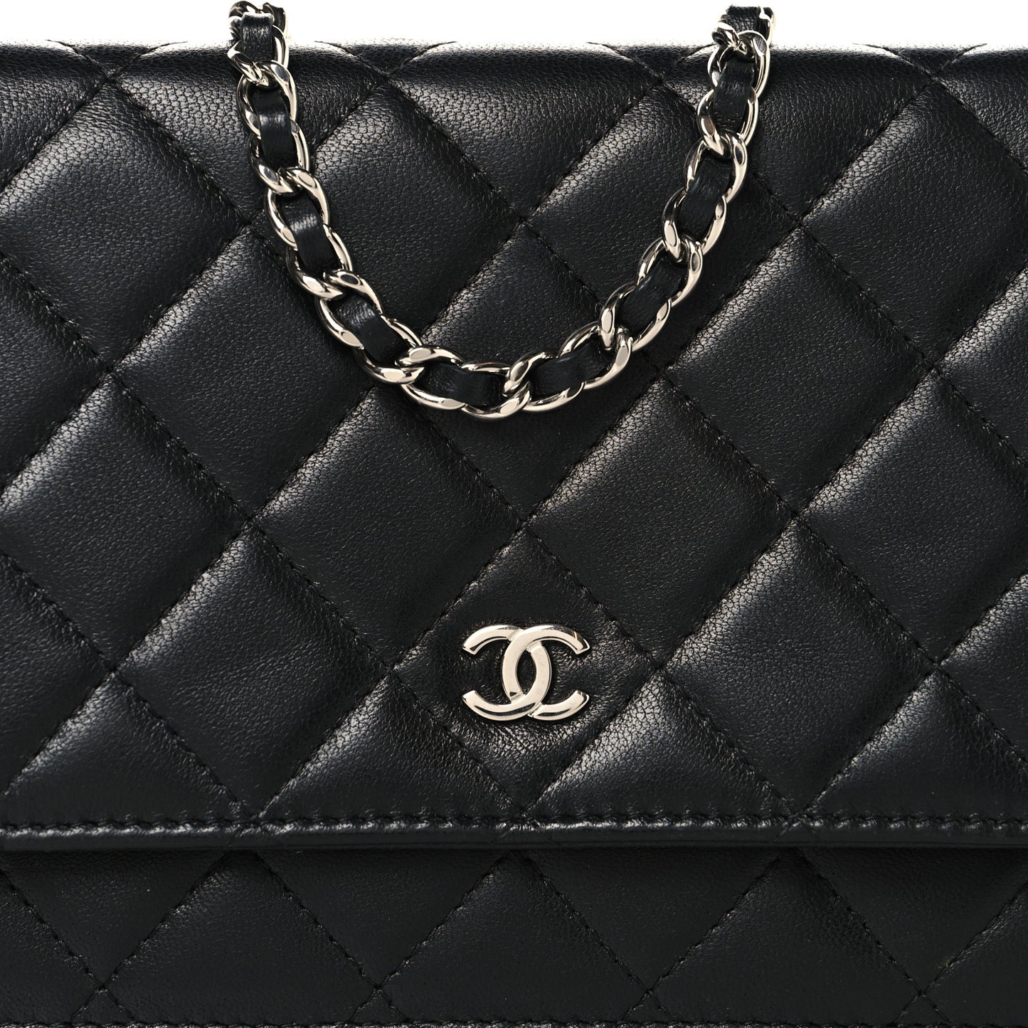Lambskin Quilted Wallet On Chain WOC Black