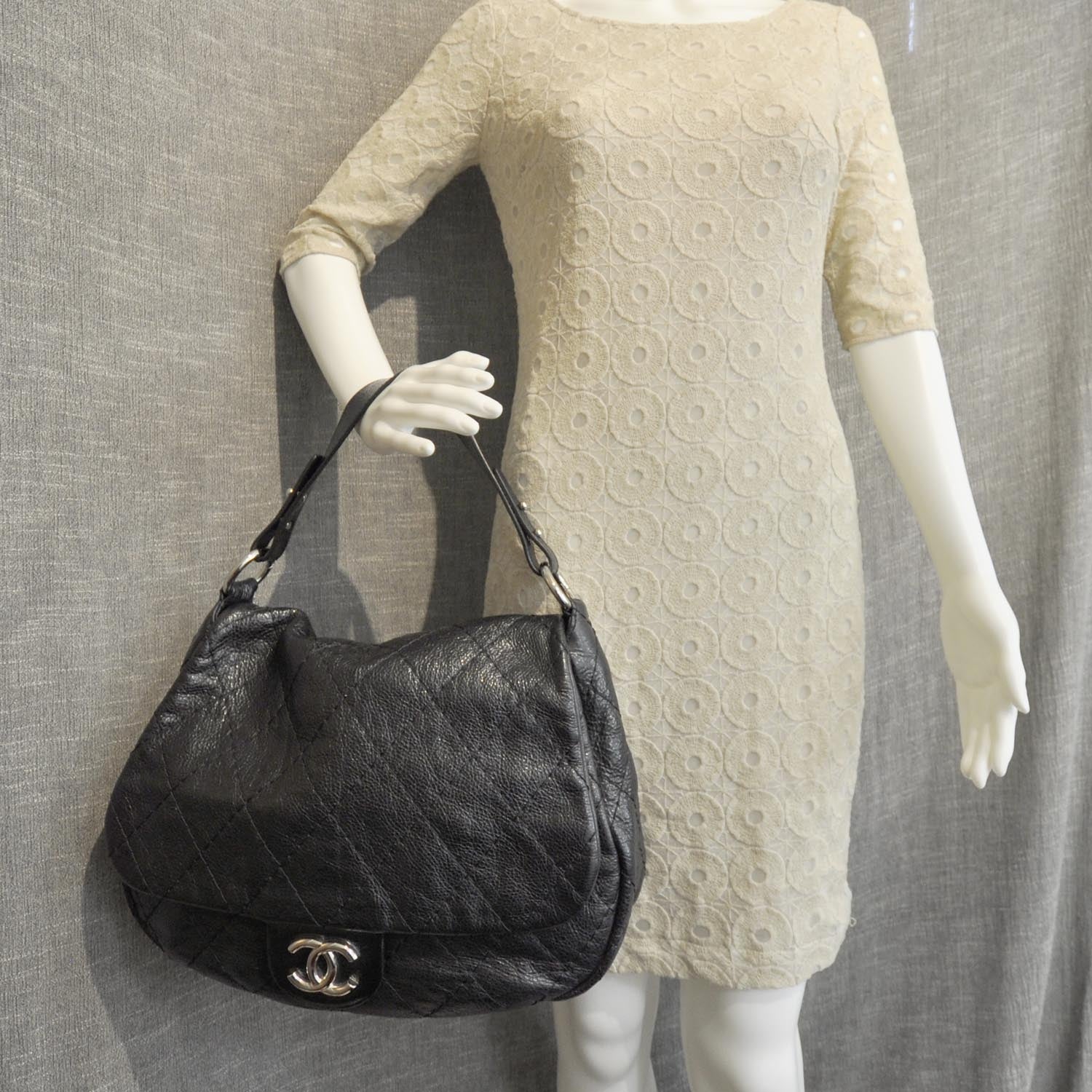 Chanel Leather On The Road XL Flap Black 3 of 11