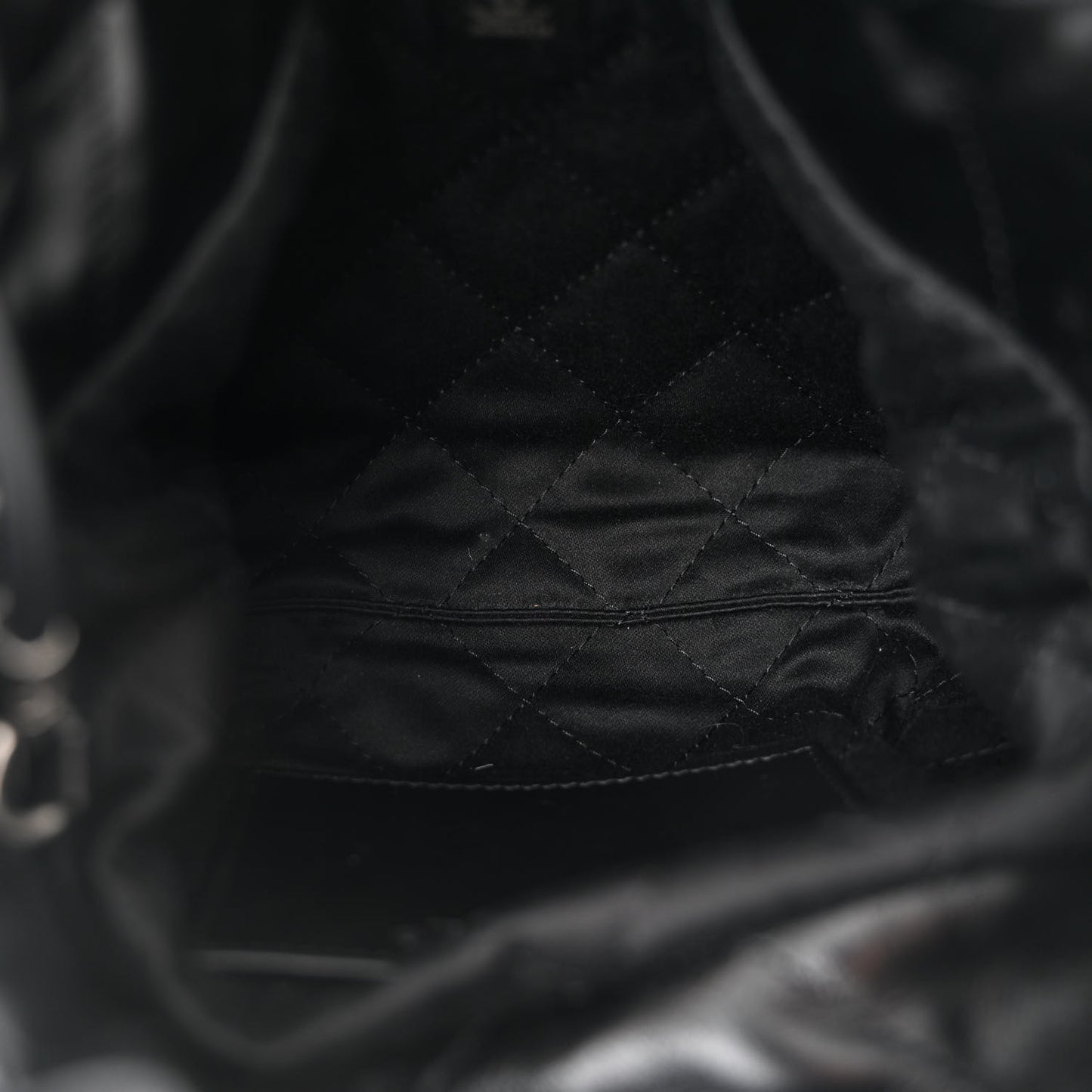 Shiny Calfskin Quilted Mini Chanel 22 Black