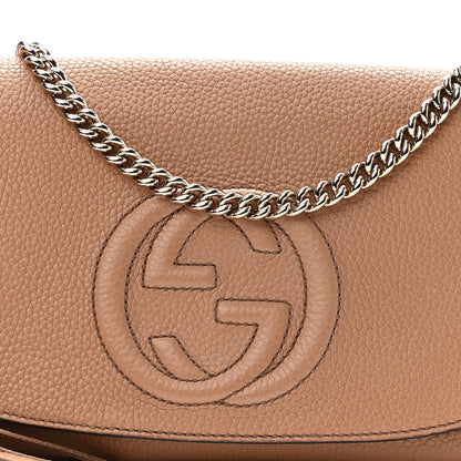 Gucci Pebbled Calfskin Medium Soho Flap Crossbody Camelia 8 of 10