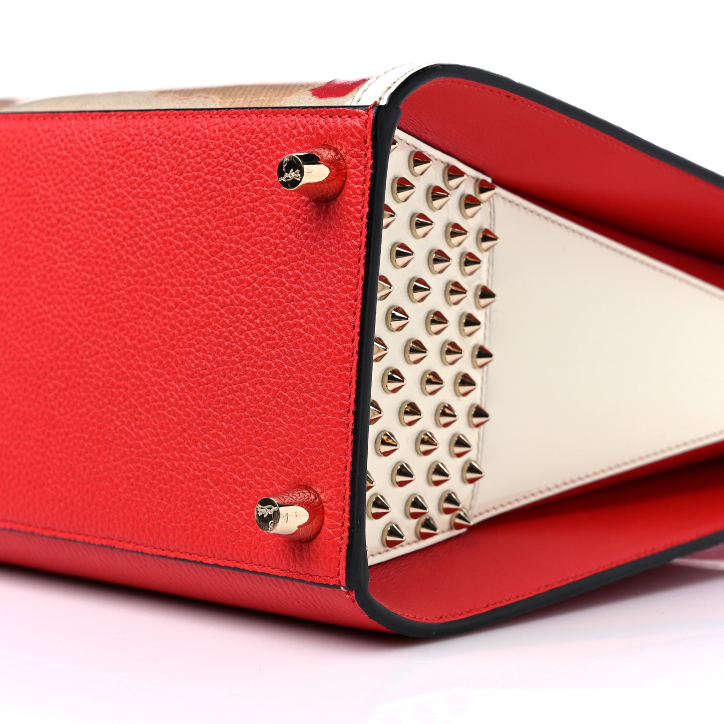 Loubi Kraft PVC Patent Calfskin Empire Medium Paloma Kraft Latte