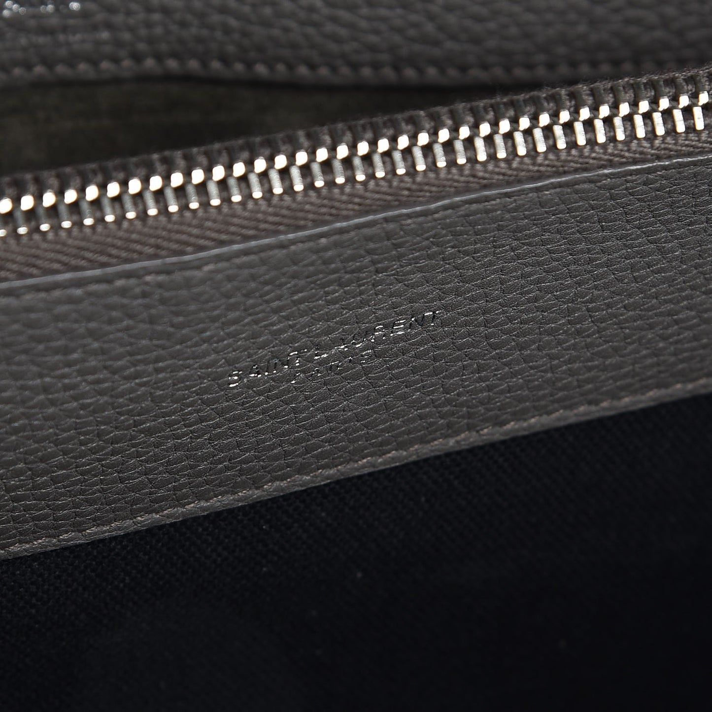 Grained Calfskin Medium Supple Sac De Jour Kaki Militaire