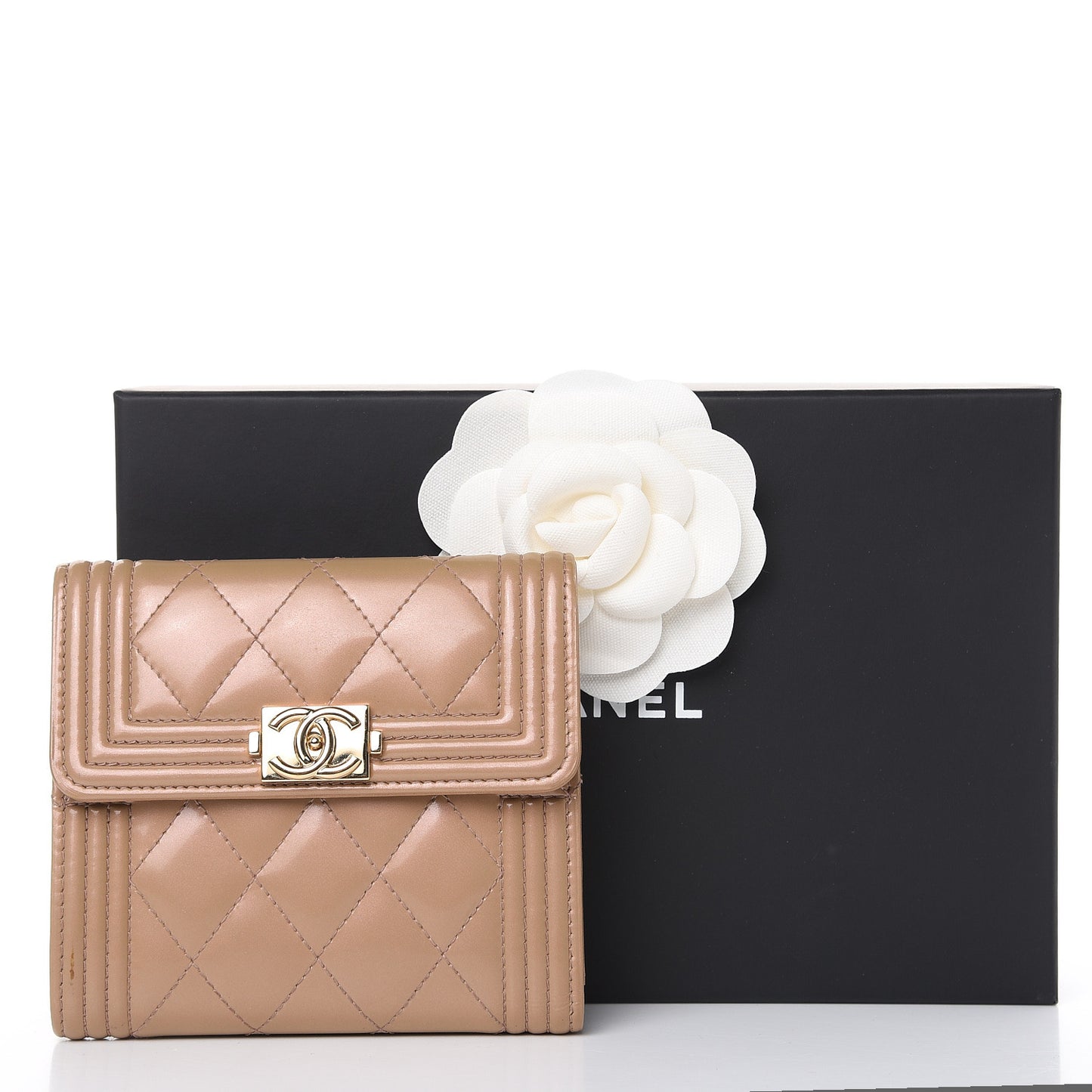 Iridescent Glazed Calfskin Quilted Compact Boy Wallet Beige