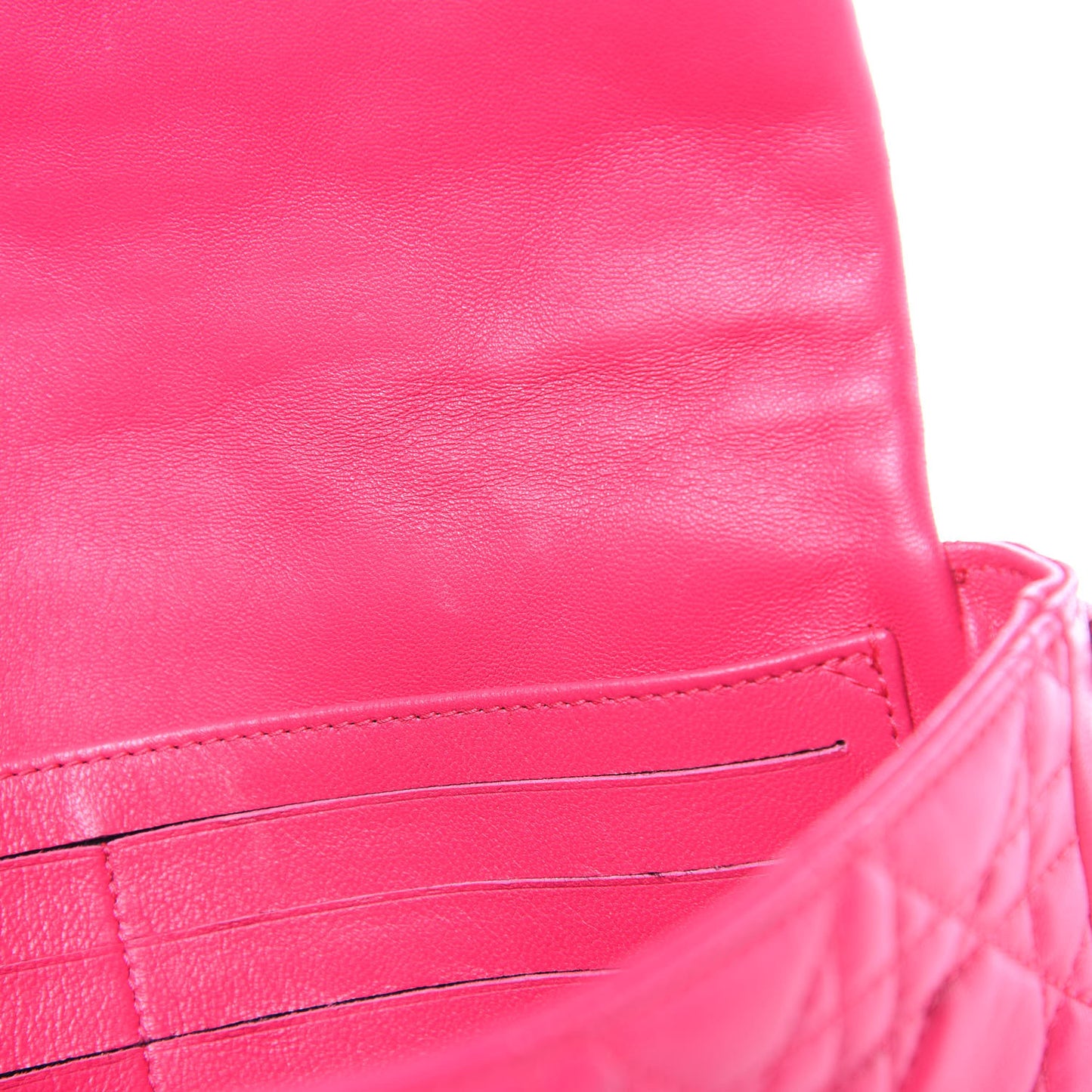 Lambskin Cannage New Lock Pouch Fuchsia
