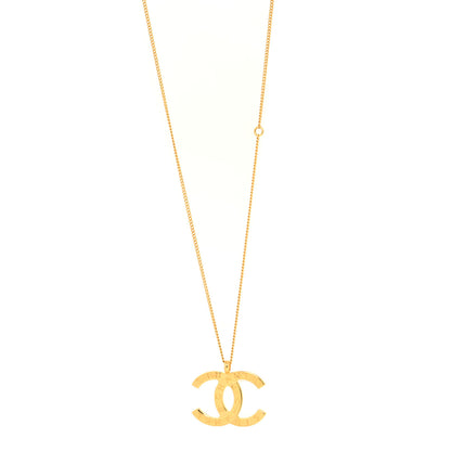 Chanel Metal CC Paris Button Necklace Gold 1 of 3