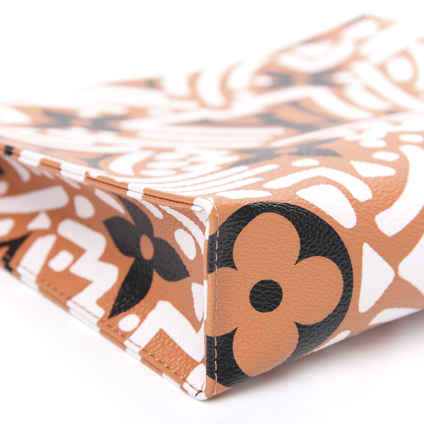 Monogram Giant Crafty Pochette Toiletry 26 Creme Caramel