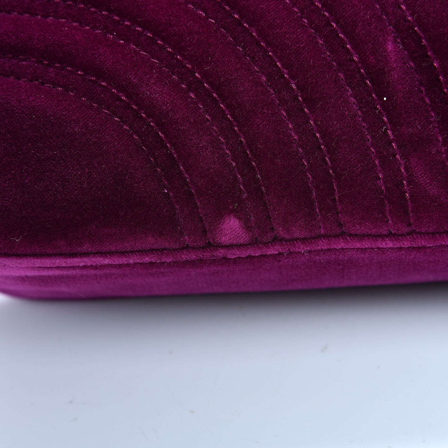 Velvet Matelasse Medium GG Marmont Shoulder Bag Rubin