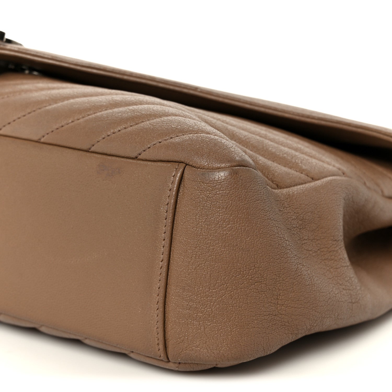 Saint Laurent Sheepskin Matelasse Chevron Monogram Large College Bag Fard 11 of 11