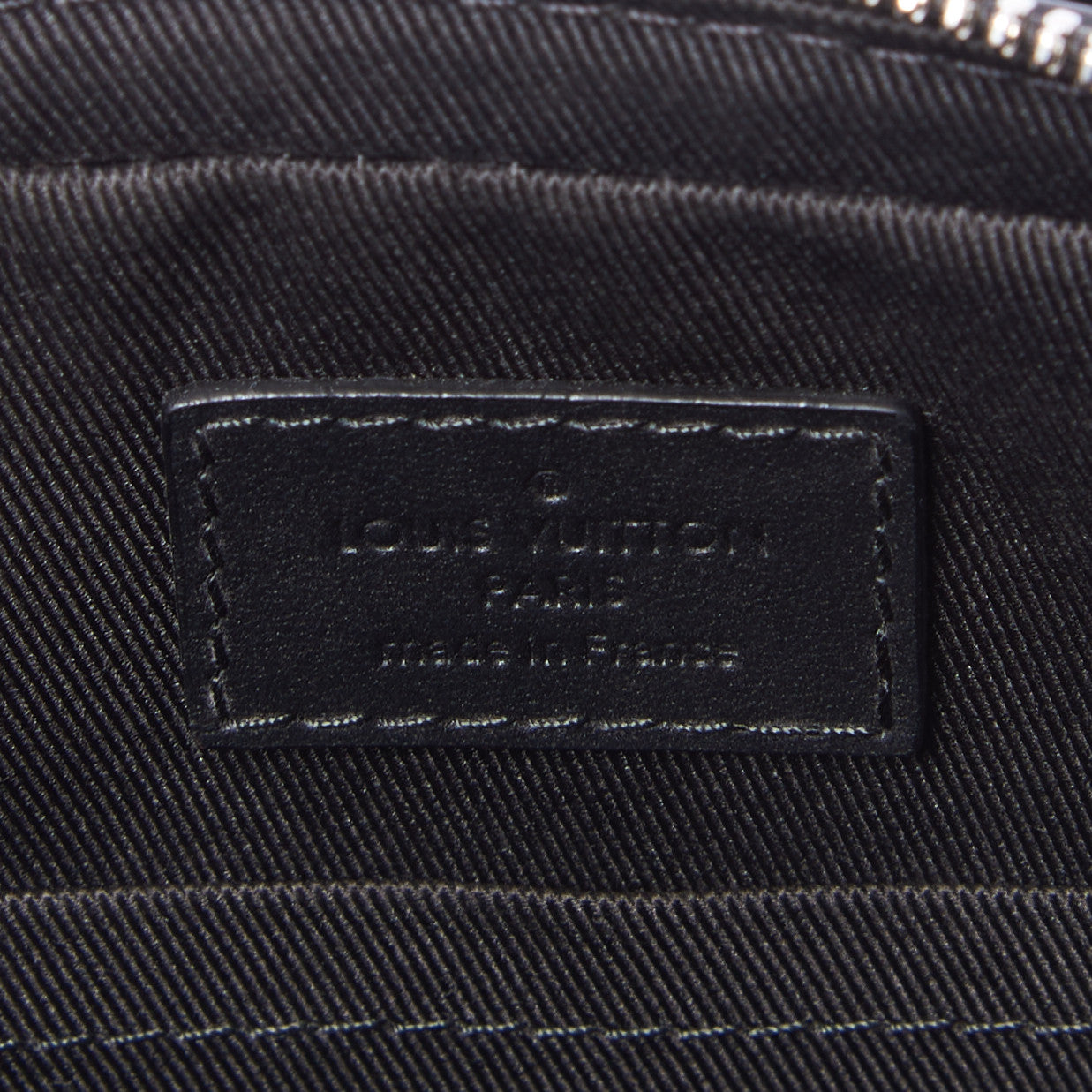 Louis Vuitton Damier Graphite 3D Trio Messenger Antarctica 8 of 8