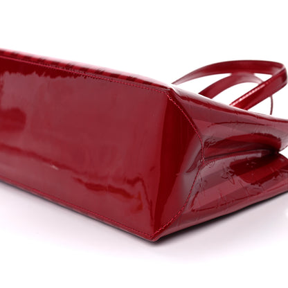 Louis Vuitton Vernis Rayures Wilshire PM Pomme D'Amour 8 of 9