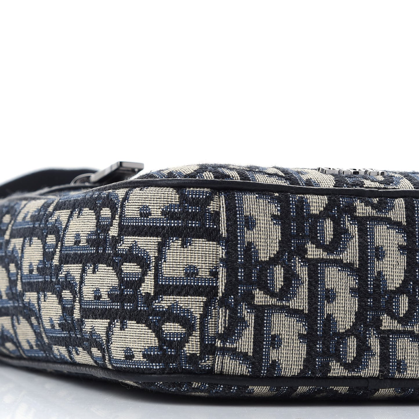 Oblique Messenger Pouch Beige Black