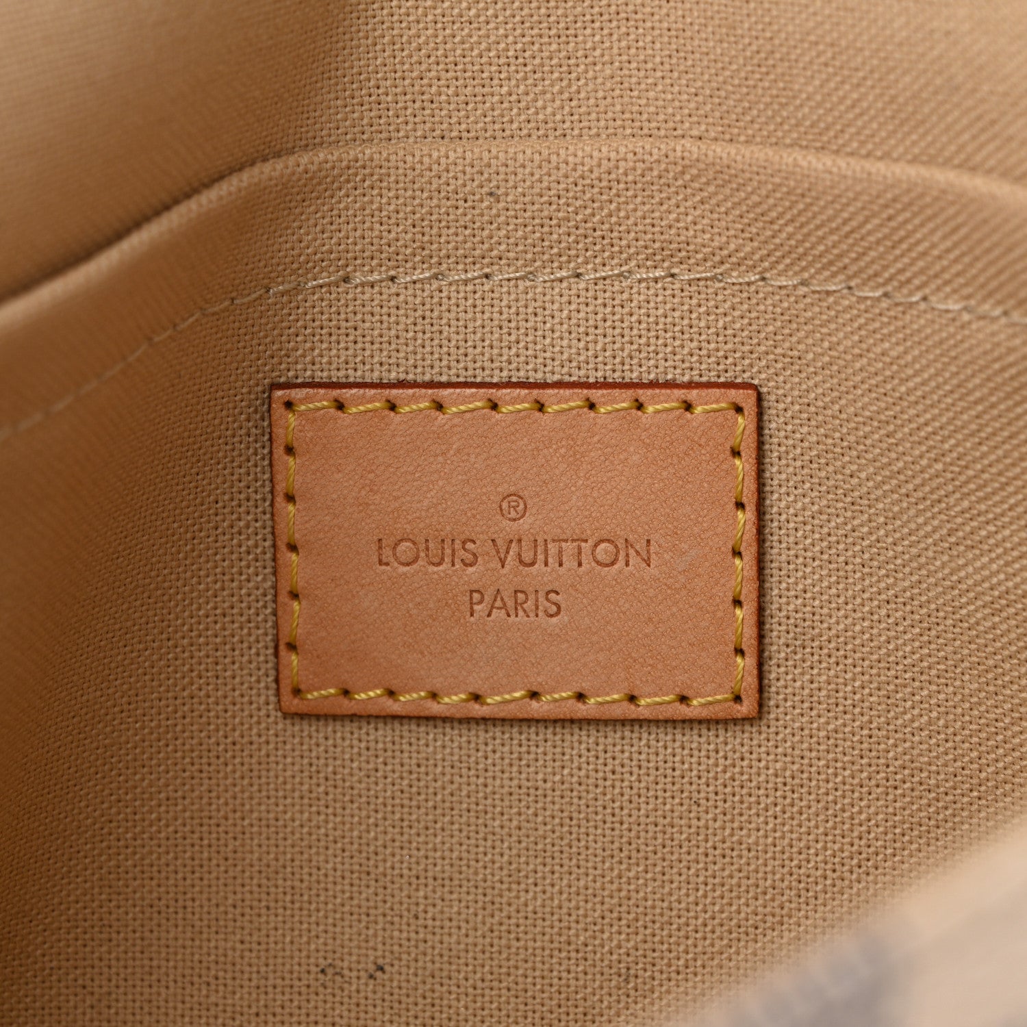 Louis Vuitton Damier Azur Favorite PM 6 of 11