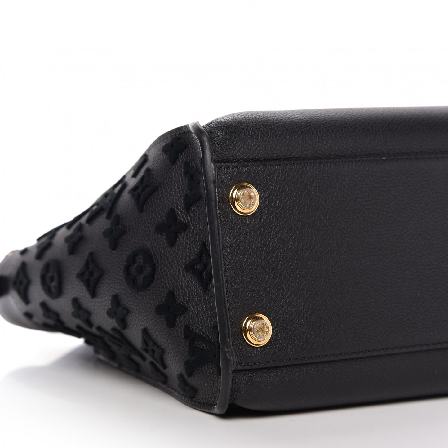 Calfskin Monogram Tufting On My Side Black