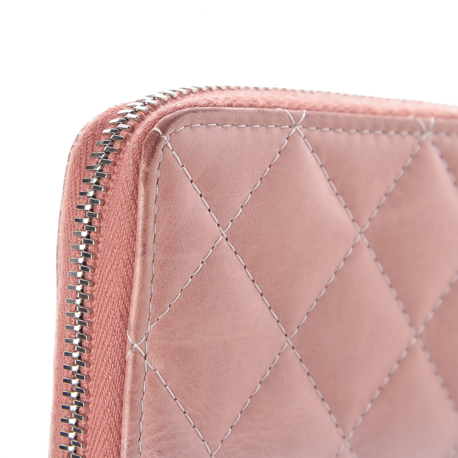Chanel Ombre Patent Calfskin Quilted Large Gusset Zip Around Wallet Pink White 17 of 18