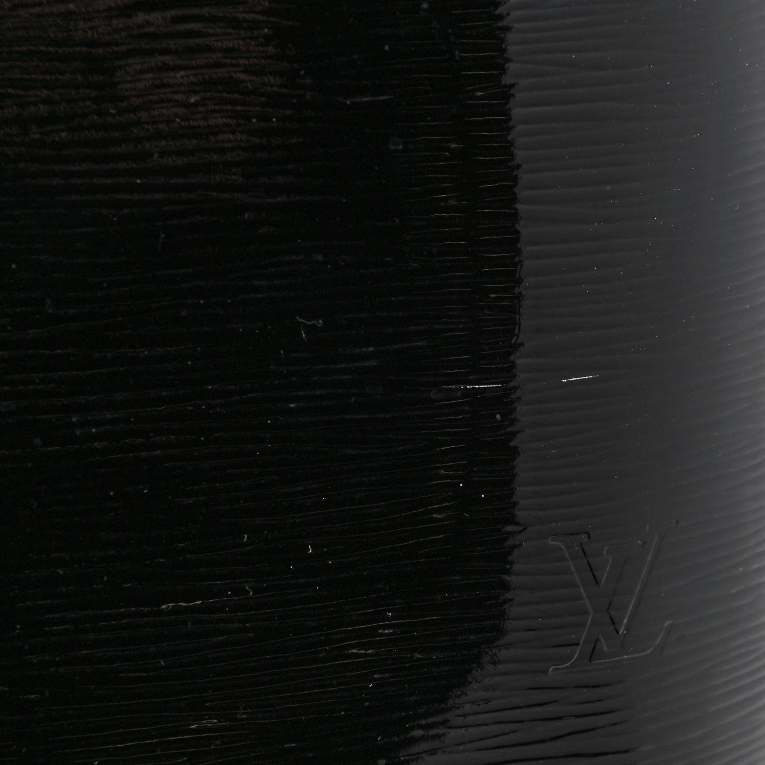 Louis Vuitton Electric Epi Alma GM Black 13 of 14
