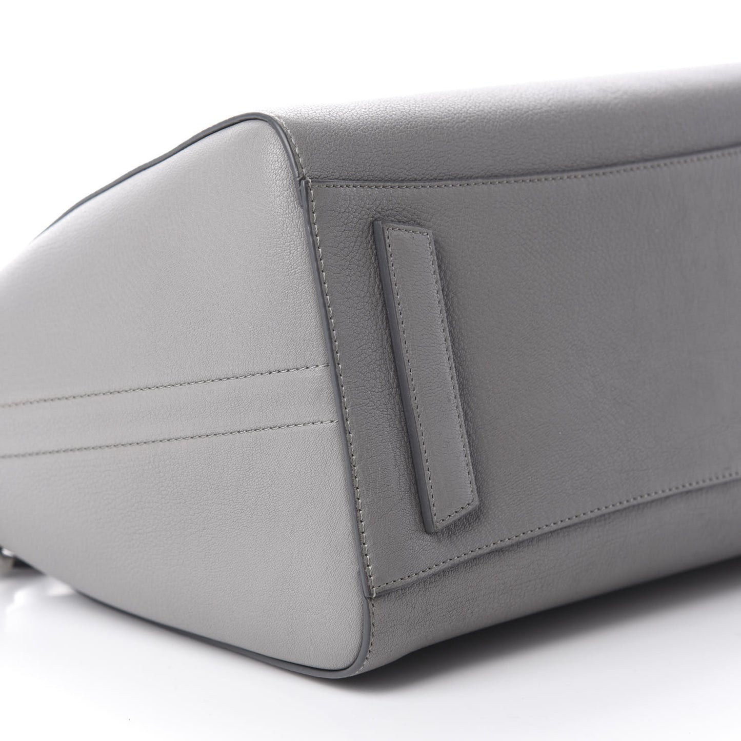 Sugar Goatskin Medium Antigona Pearl Grey