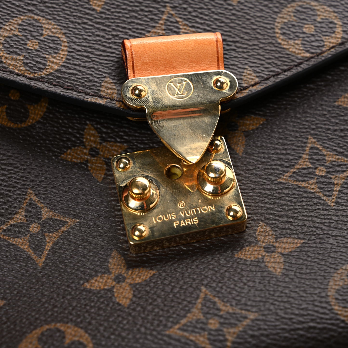 Monogram Pochette Metis