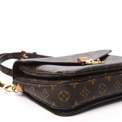 Louis Vuitton Monogram Pochette Metis 6 of 10