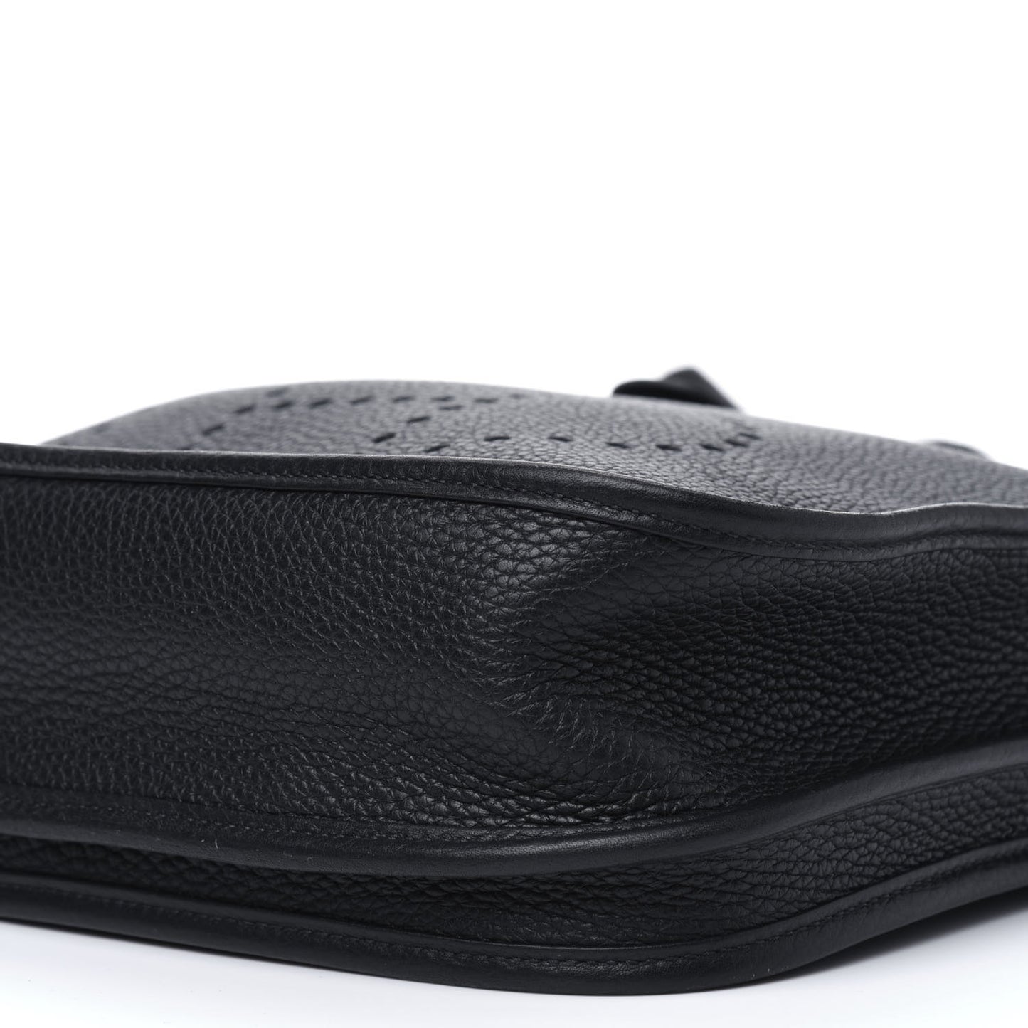 Taurillon Clemence Evelyne III PM Black