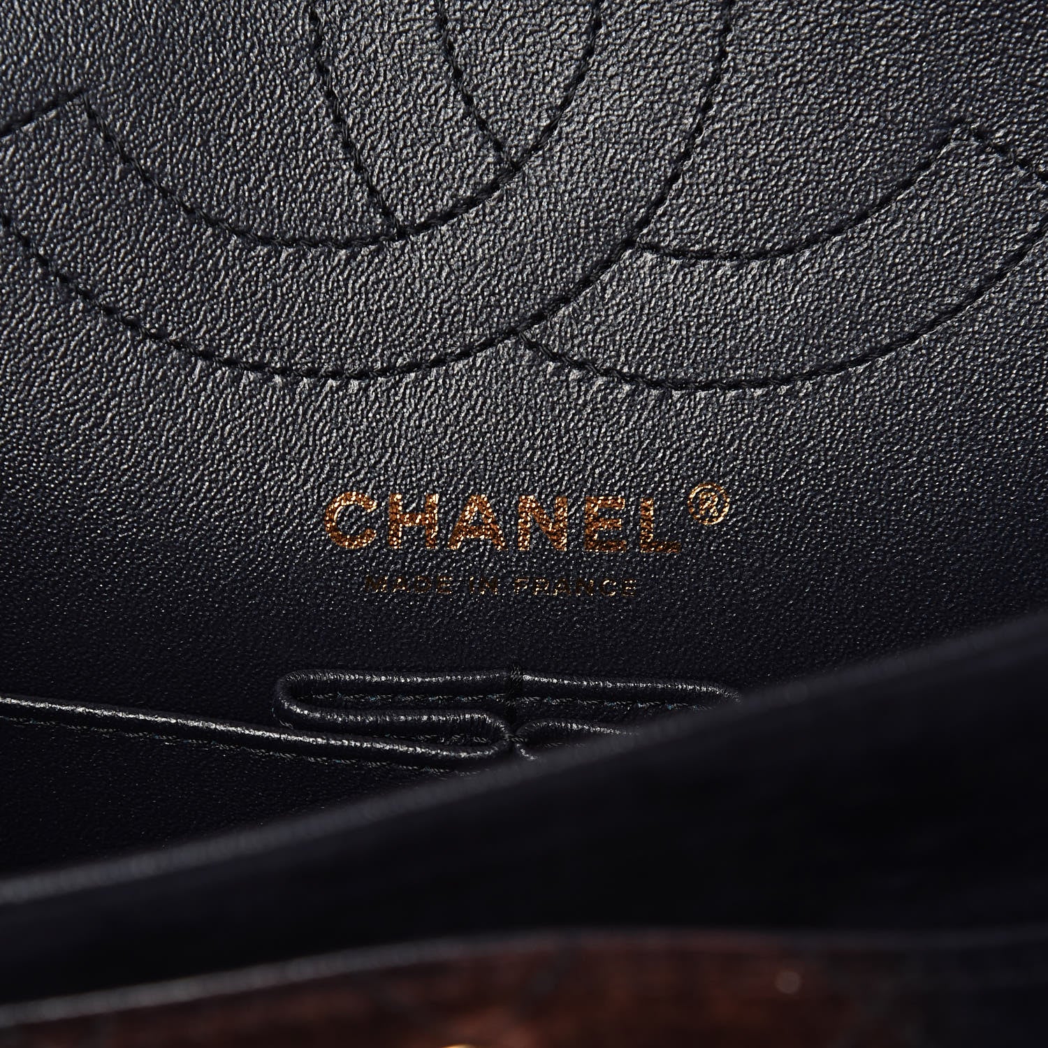 Chanel Ombre Velvet Quilted 2.55 Reissue 225 Flap Navy 6 of 10