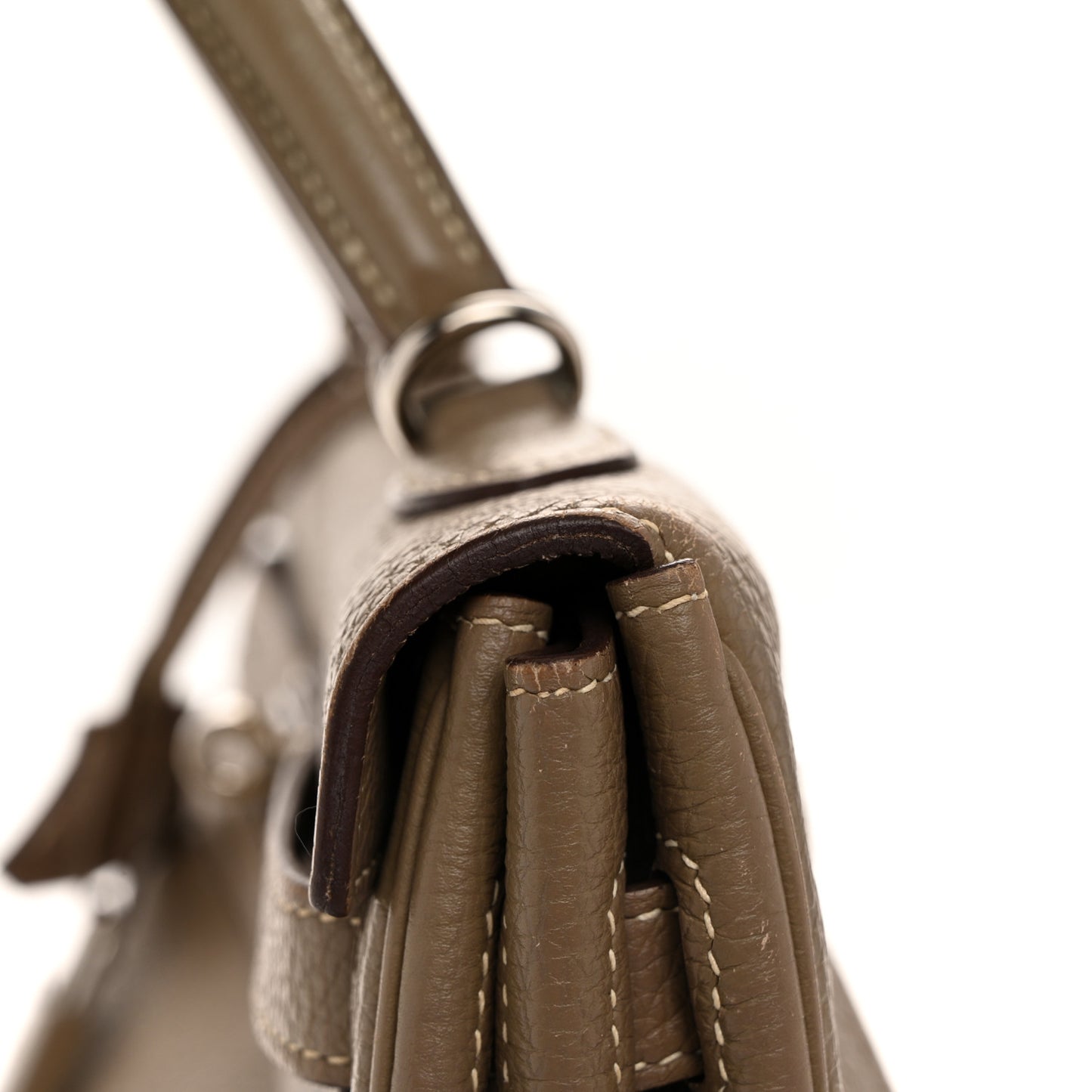 Togo Kelly Retourne 35 Etoupe