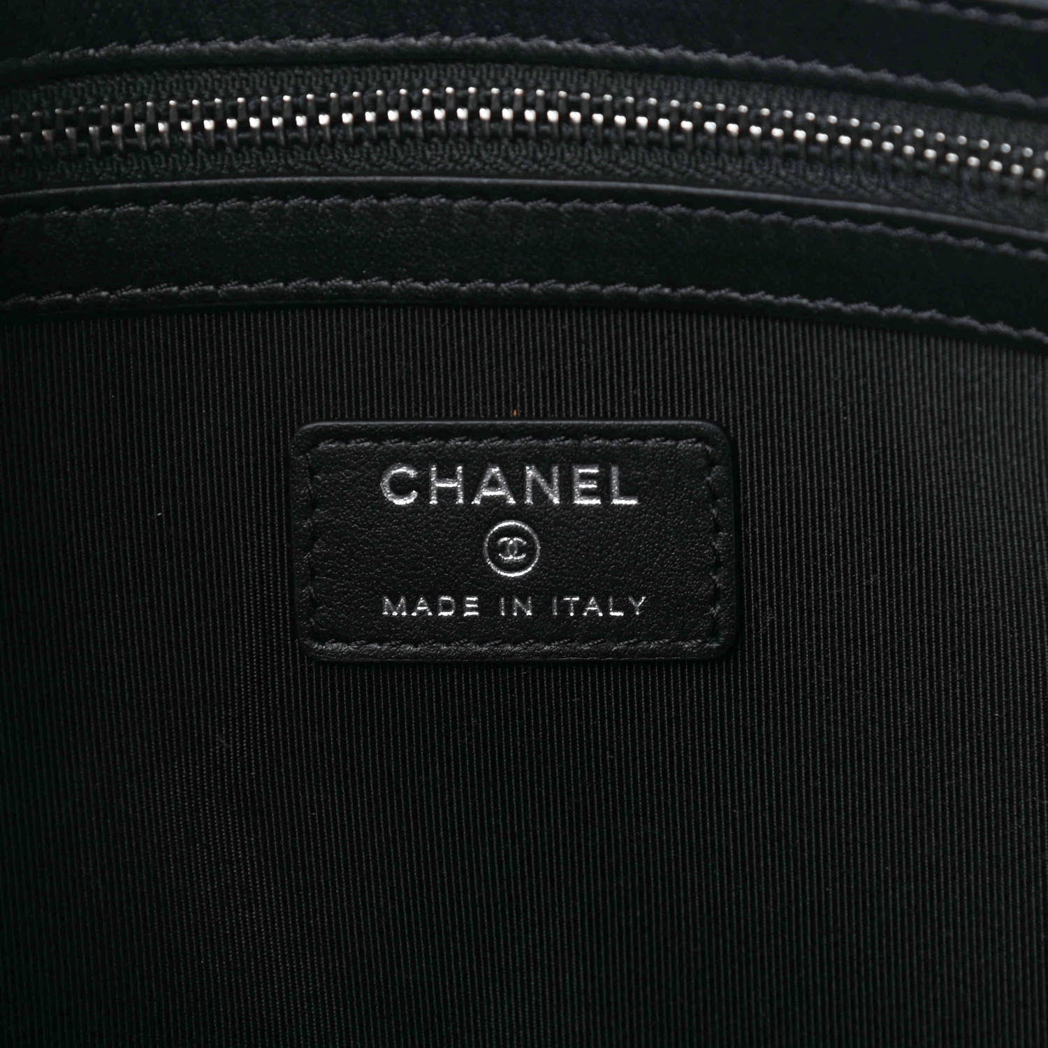 Chanel Iridescent Caviar Quilted Large Boy Cosmetic Case Black 7 of 7
