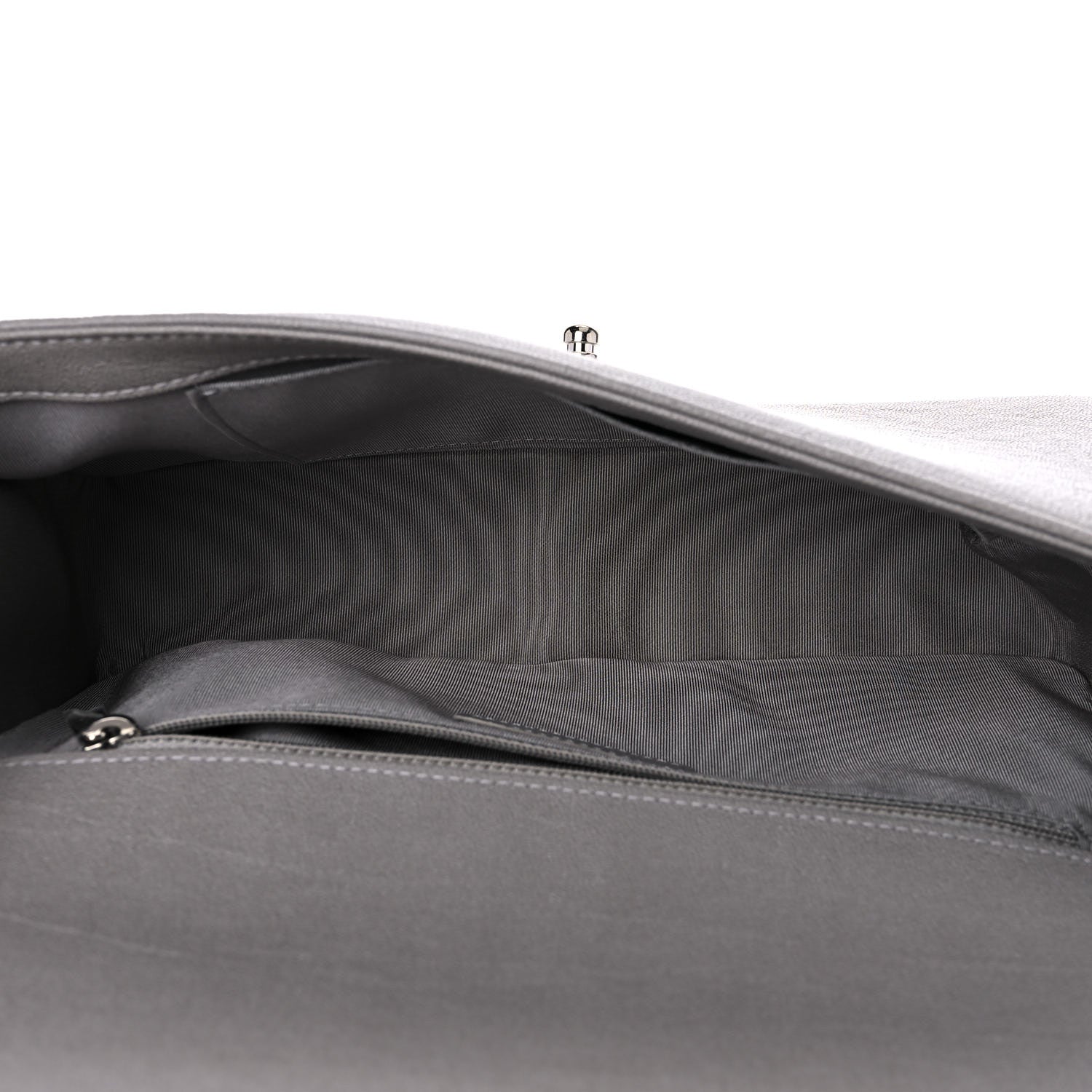 Chanel Caviar Quilted New Medium Boy Flap Grey 4 of 8