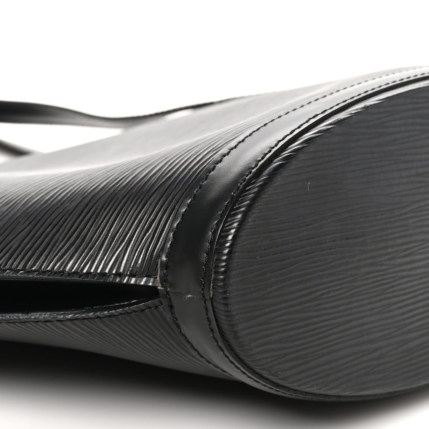 Epi Saint Jacques PM Long Straps Black