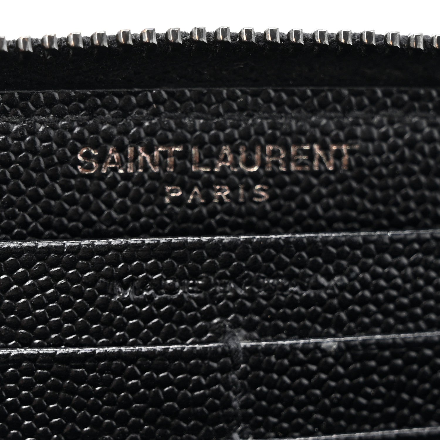 Saint Laurent Grain De Poudre Matelasse Chevron Monogram Monochrome Zip Around Wallet Black 8 of 12