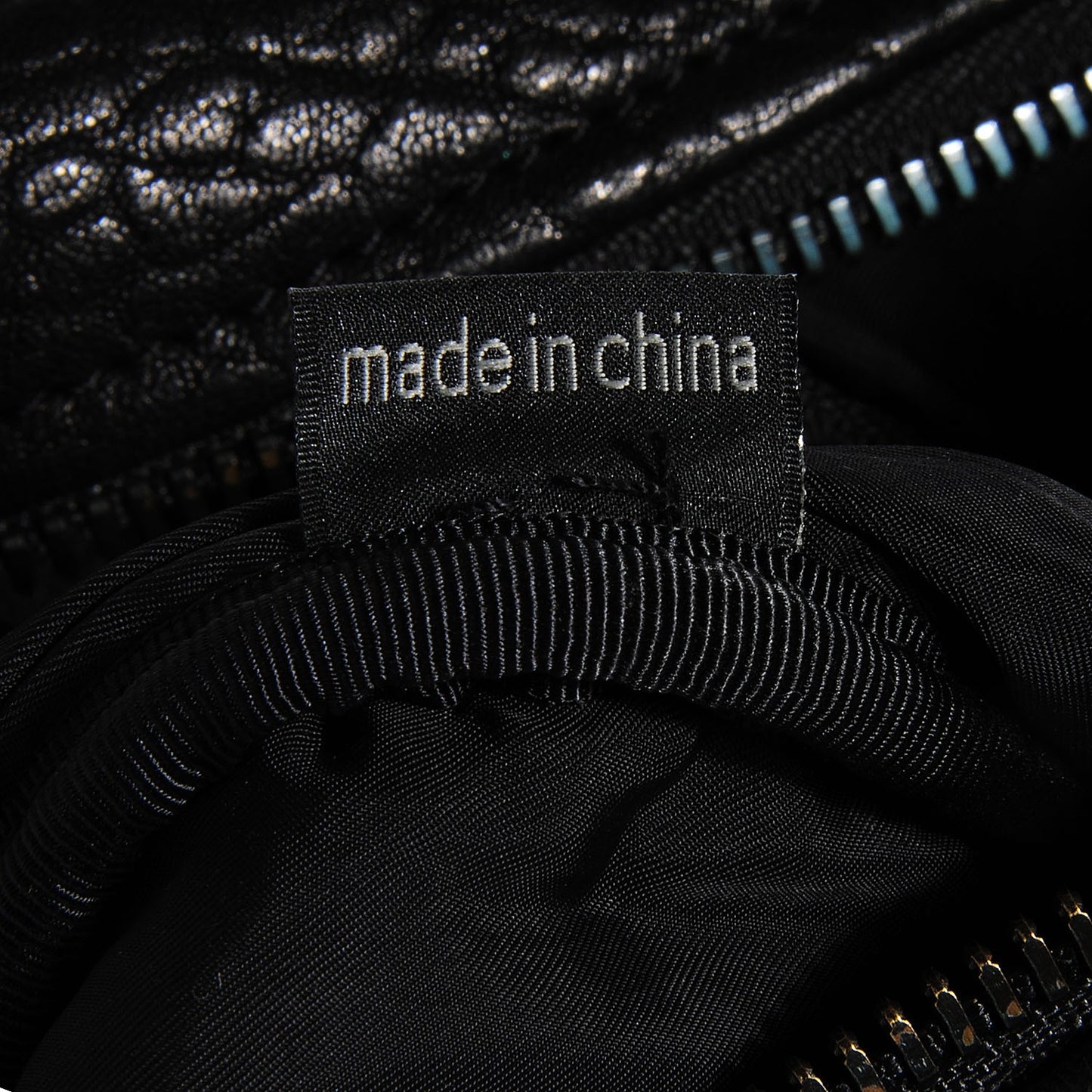 Pebbled Lambskin Rocco Black Matte Black Hardware