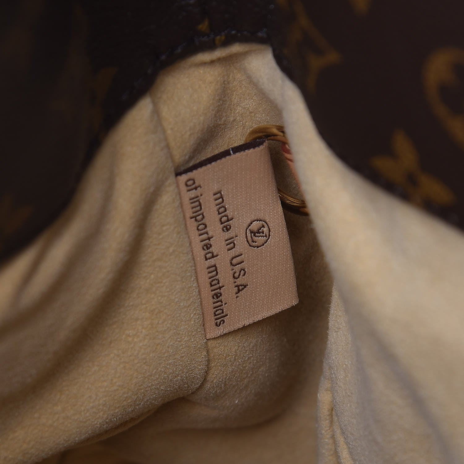 Louis Vuitton Monogram Artsy MM 7 of 11