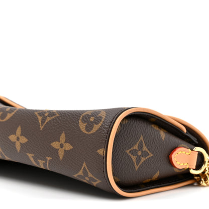 Louis Vuitton Monogram Pochette Camille 9 of 9
