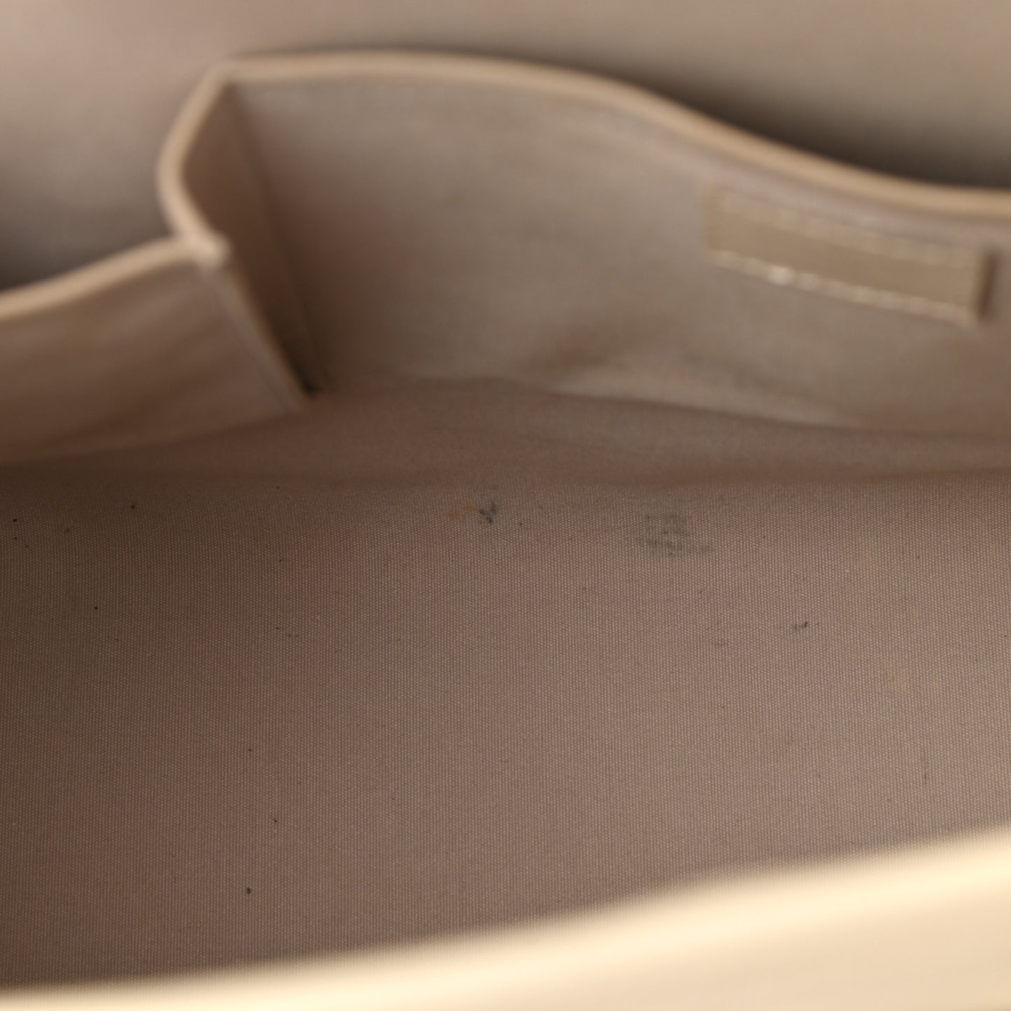 Epi Madeleine GM Ivory