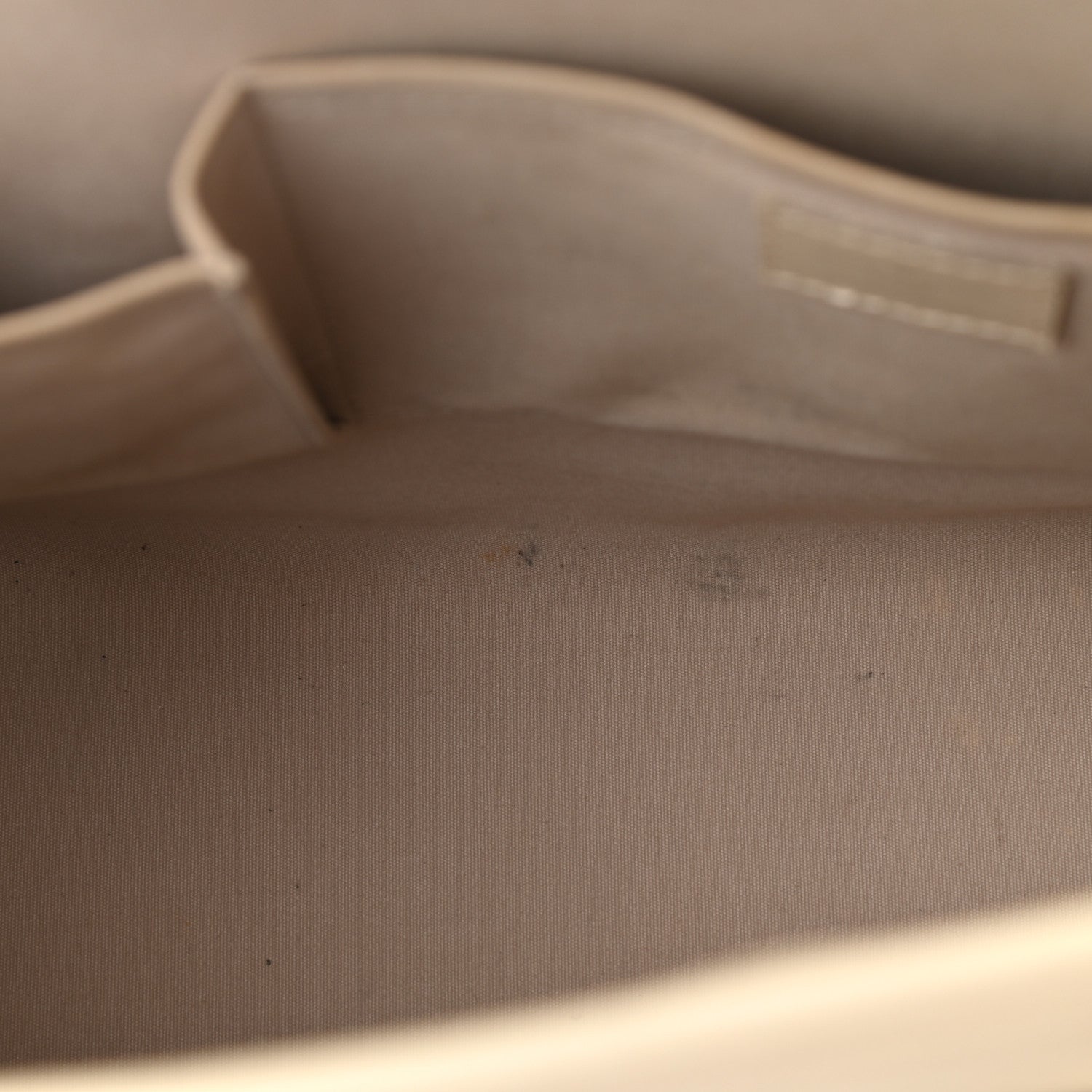 Louis Vuitton Epi Madeleine GM Ivory 16 of 17