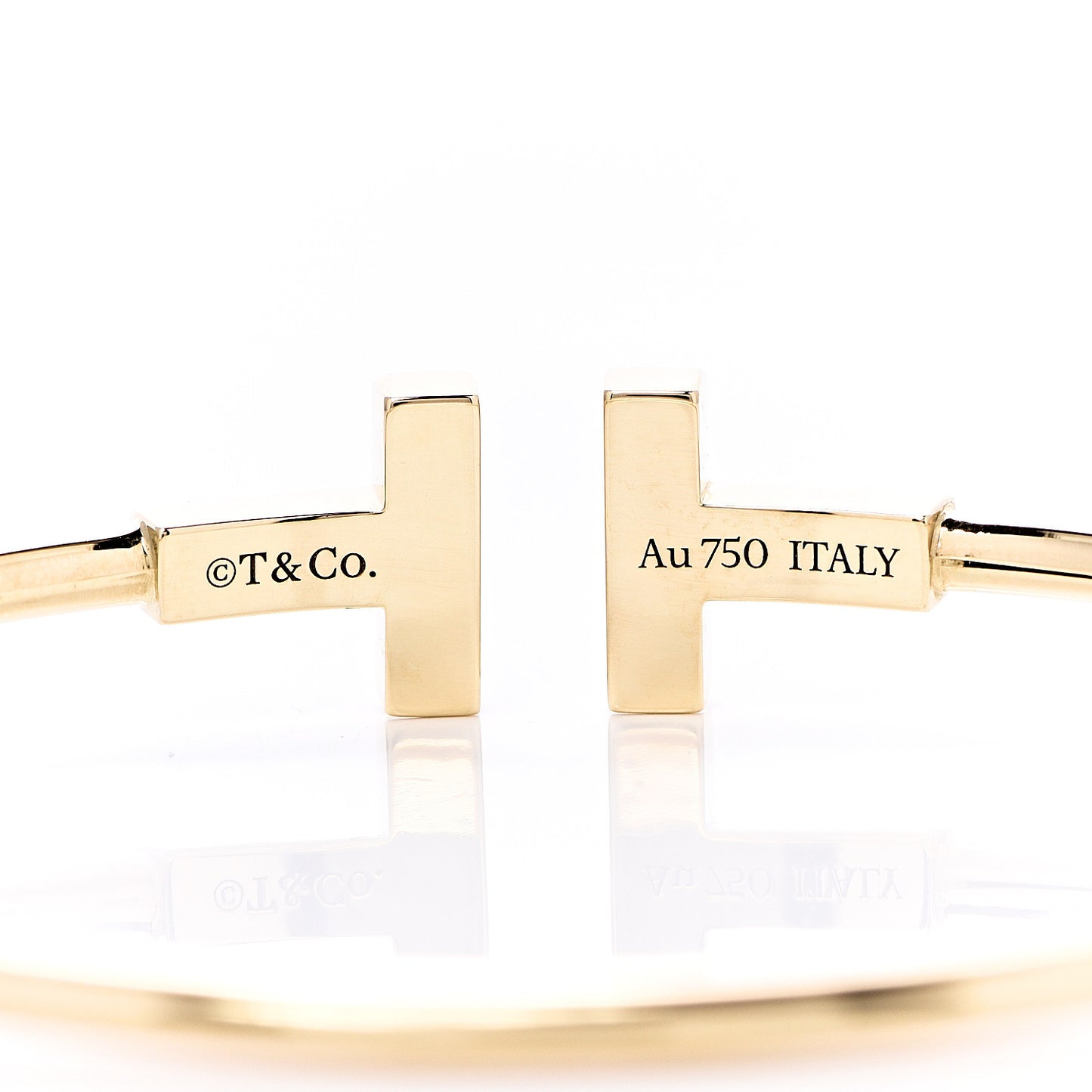 18K Yellow Gold Turquoise T Wire Bracelet