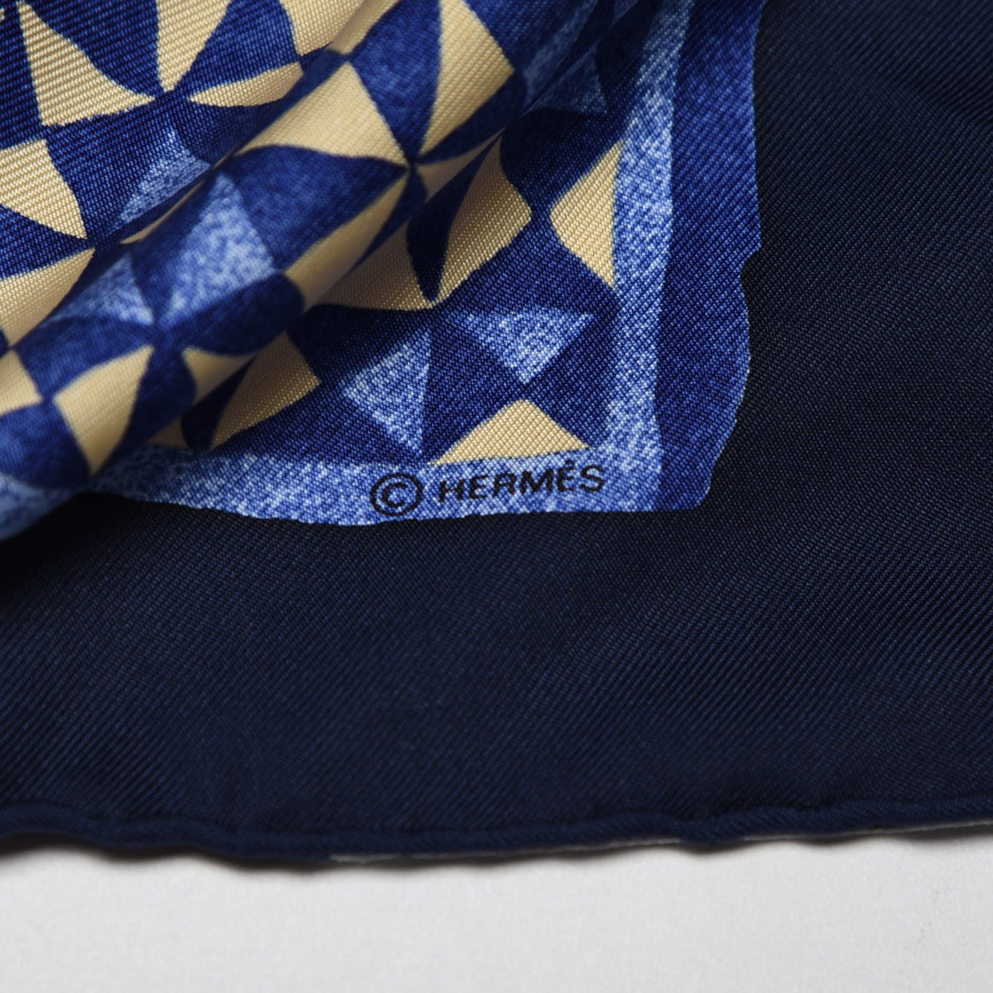 Silk Persona Scarf 90