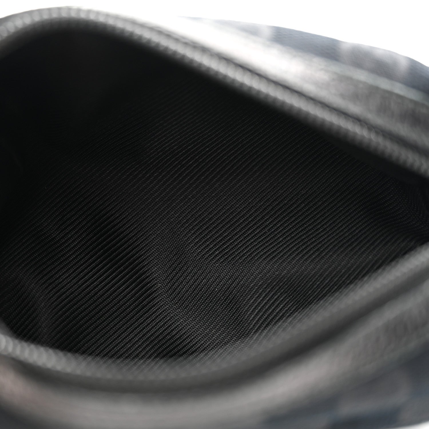 Gucci Monogram Small Balthus Cosmetic Case Black 5 of 7