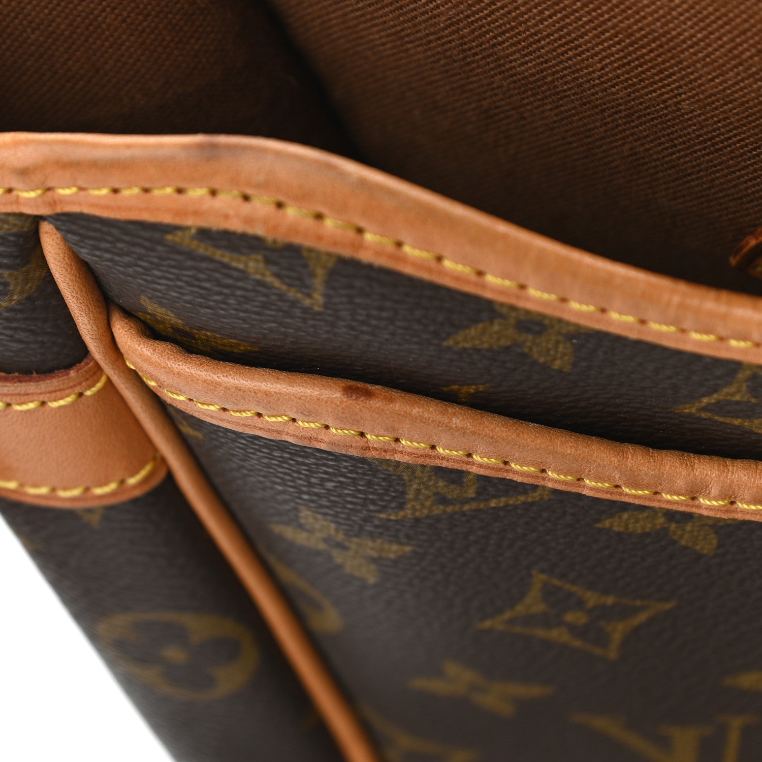 Louis Vuitton Monogram Sac Gibeciere GM 11 of 15