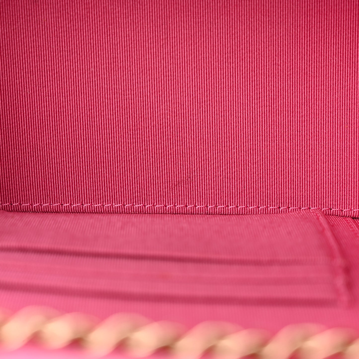 Caviar Quilted Small Vanity Case With Chain Pink