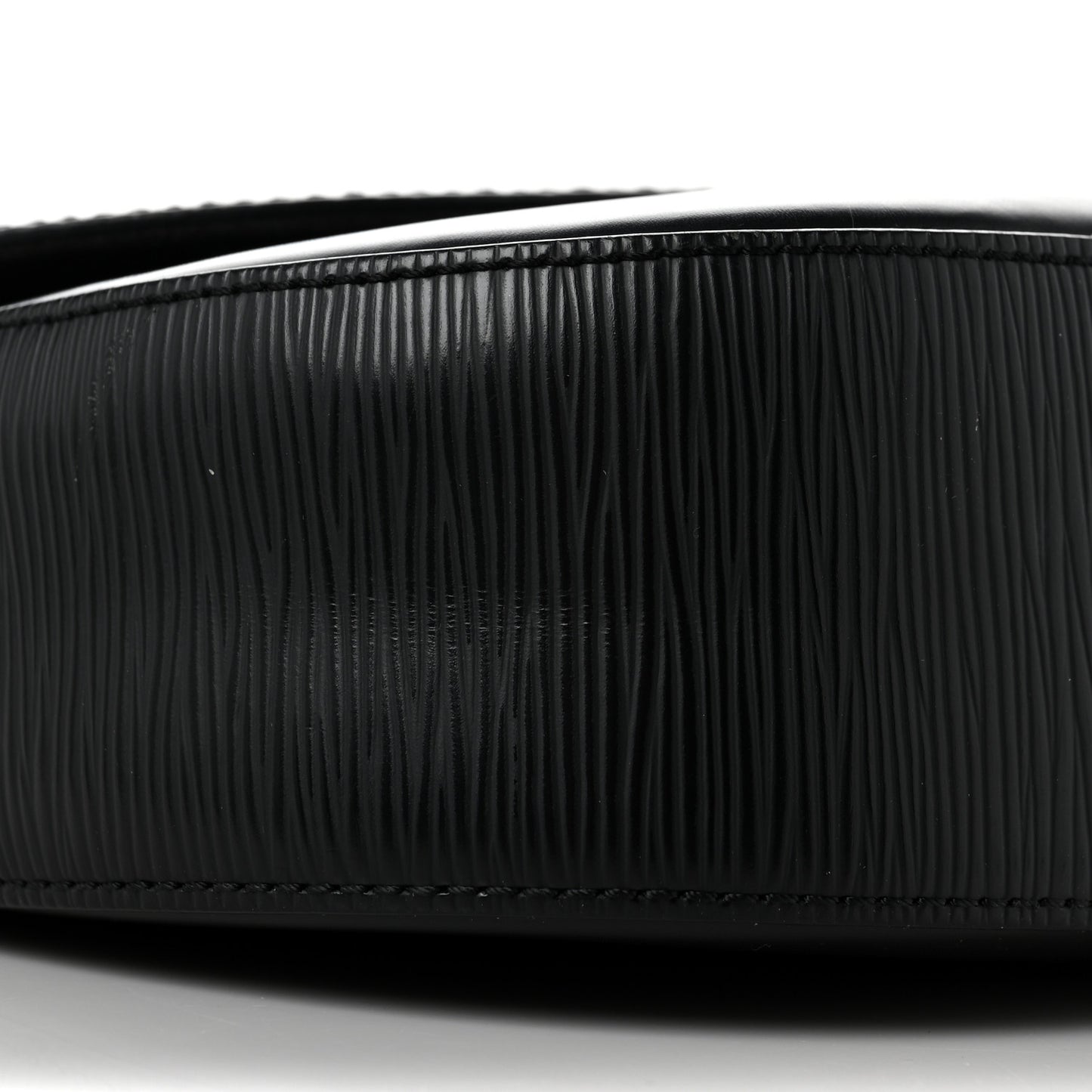 Epi Luna Black