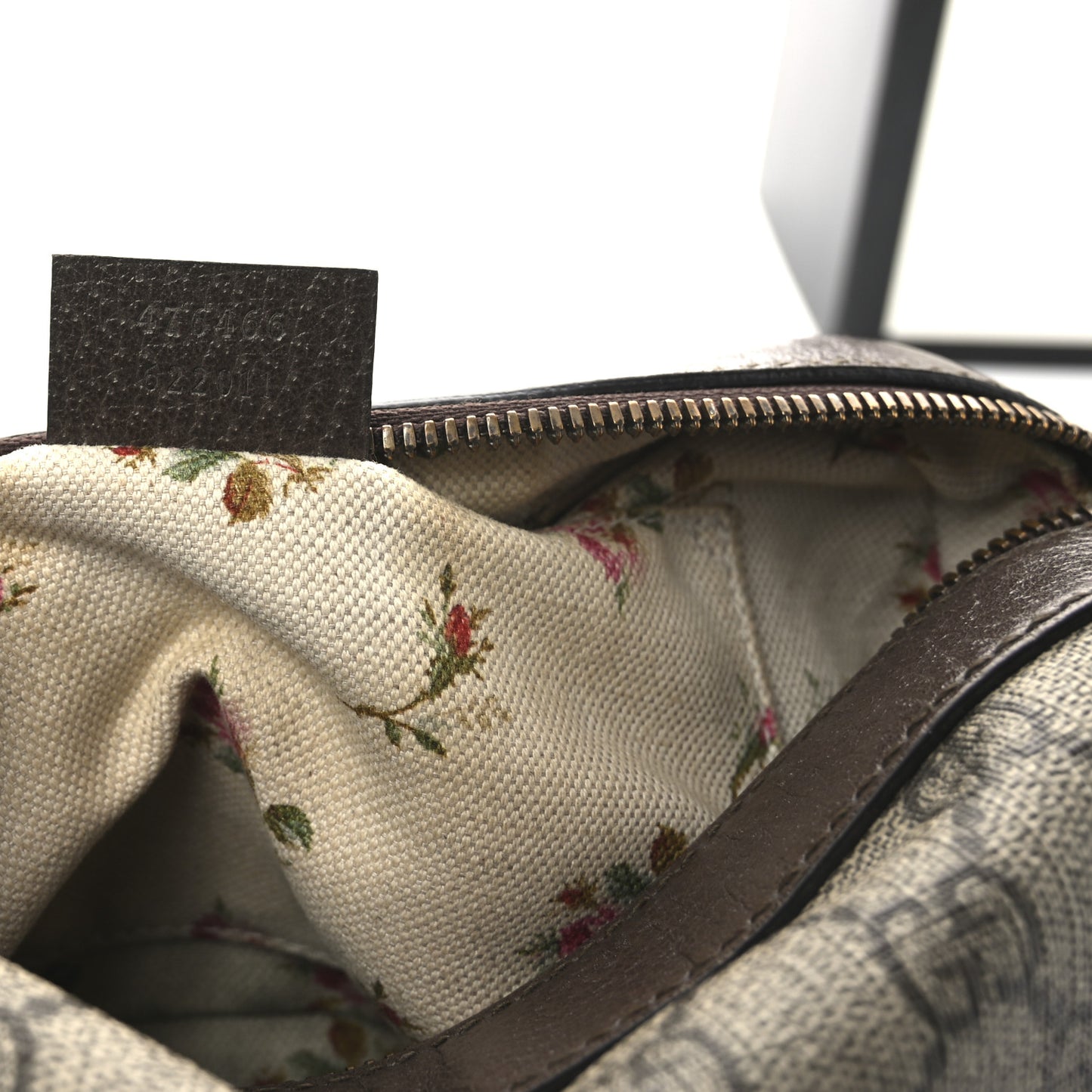 GG Supreme Monogram Web Neo Vintage Shoulder Bag Beige New Acero Crop